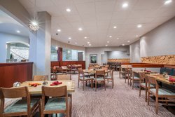  - Crowne Plaza Hotel Lake Oswego - I-5, Exit 292