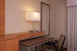  - Holiday Inn Presidential Downtown Little Rock - I-30, Exits 140 & 140B