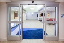  - Holiday Inn Express & Suites Dickinson