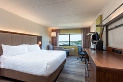  - Holiday Inn Express Hauppauge - I-495, Exit 56