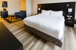  - Holiday Inn Express & Suites Shelbyville - I-64, Exit 35