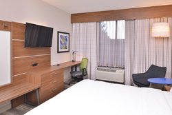  - Holiday Inn Express City Center Indianapolis - I-70, Exit 79A