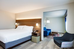  - Holiday Inn Express & Suites Fairgrounds Tampa - I-4, Exit 7