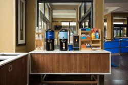  - Holiday Inn Express & Suites Springfield