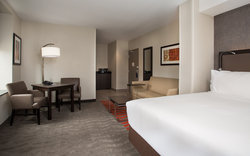  - Holiday Inn Express & Suites Springfield