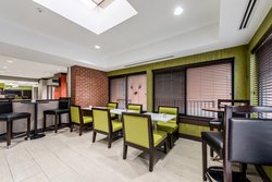  - Holiday Inn Downtown Indianapolis - I-70, Exit 79A