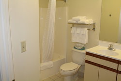  - Candlewood Suites North Syracuse - I-81, Exit 27