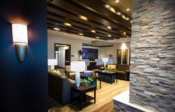  - Staybridge Suites South Lake Union Seattle - I-5, Exit 167