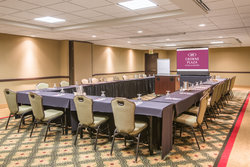  - Crowne Plaza Hotel Airport Indianapolis - I-74 & I-465, Exit 11