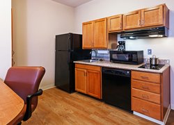  - Candlewood Suites Pearland