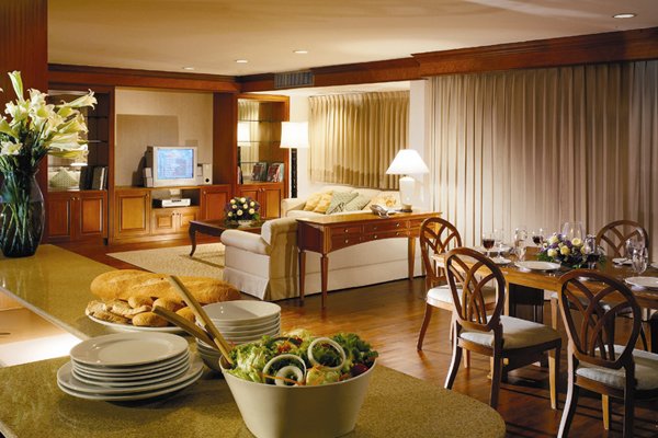 BLISTON SUWAN PARK VIEW BANGKO-guestroom-1 Bedroom Superior/Executive/Premier.jpg