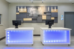  - Holiday Inn Express & Suites Hobby Airport Houston - I-45, Exit 36