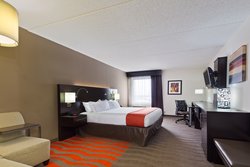  - Holiday Inn Express Northeast Harrisburg - I-81, Exit 77