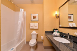  - Holiday Inn Express & Suites Airport Bakersfield