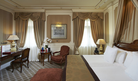 GRAN MELIA FENIX - Photo 50