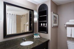  - Holiday Inn Express & Suites Nepean