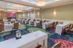  - Crowne Plaza Hotel Virginia Beach - I-264, Exit 17