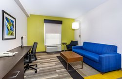  - Holiday Inn Express & Suites Morristown