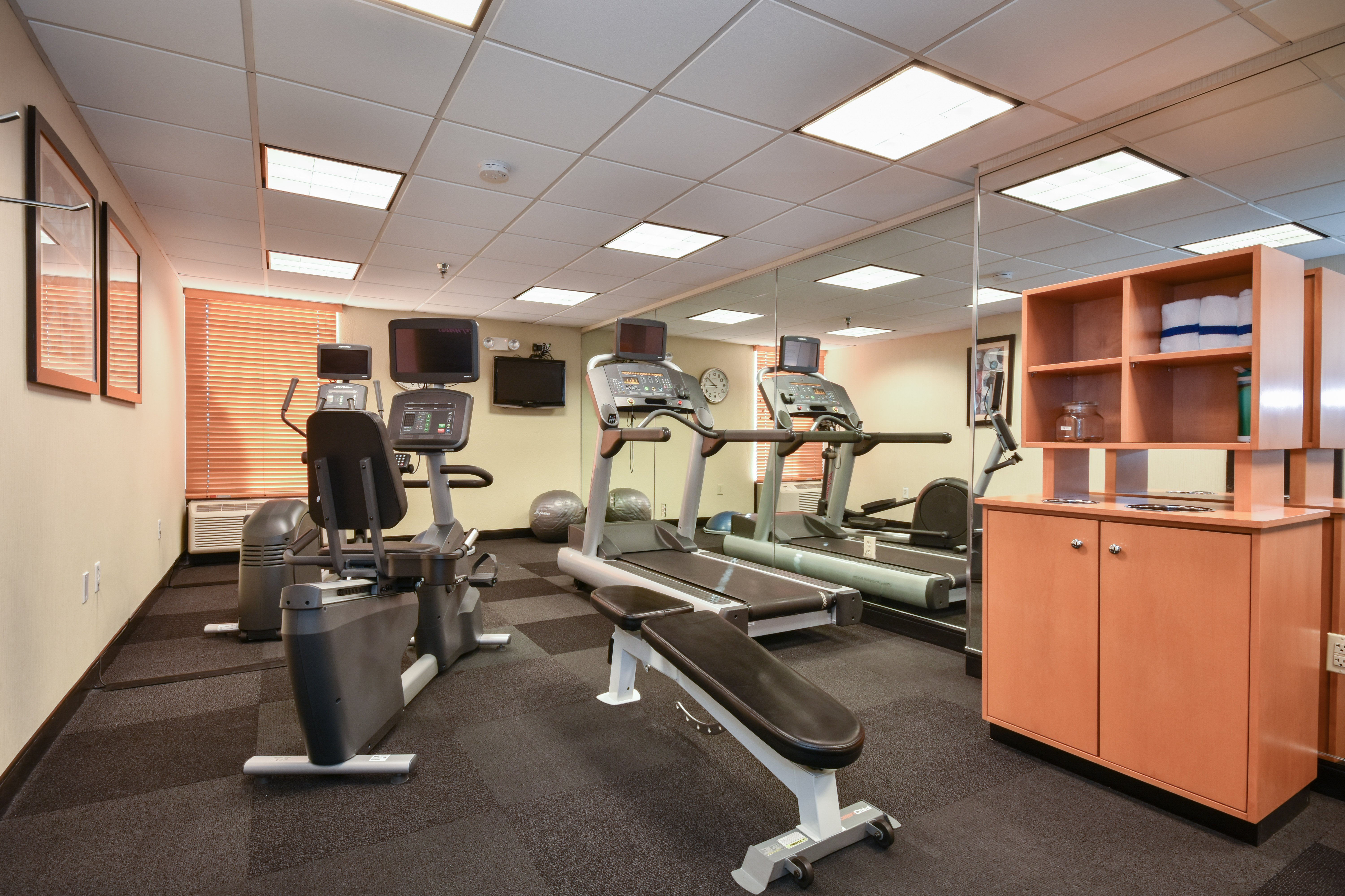 Fitness Center to please all fitness enthusiast. 