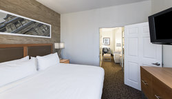  - Holiday Inn Historic District Savannah - I-16, Exit 167