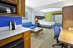  - Holiday Inn Express & Suites Milford