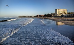  - Crowne Plaza Hotel Ventura Beach