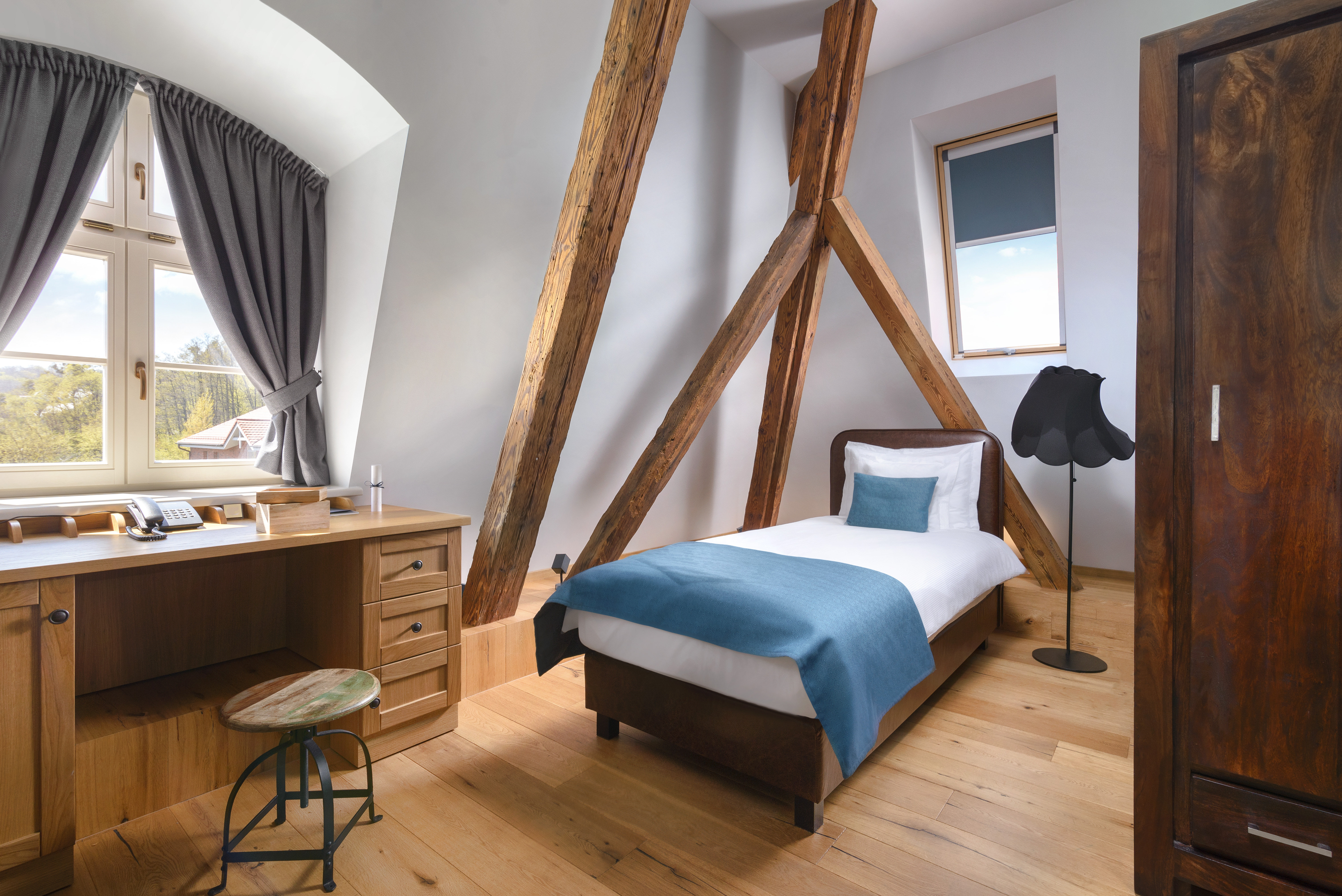 Quadrille-guestroom-Single Deluxe.jpg