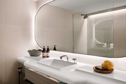  - Line Hotel Downtown Austin - I-35, Exit 234A