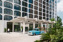  - Line Hotel Downtown Austin - I-35, Exit 234A