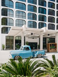  - Line Hotel Downtown Austin - I-35, Exit 234A