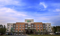  - Holiday Inn Express & Suites Southport