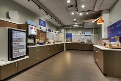  - Holiday Inn Express & Suites Winchester