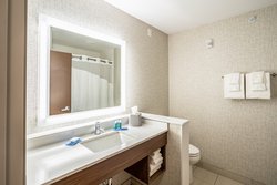  - Holiday Inn Express & Suites Platteville