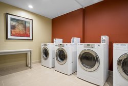  - Holiday Inn Manitowoc - I-43, Exit 149