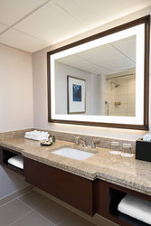  - Sheraton Hotel Downtown Memphis - I-40, Exits 1 & 1A