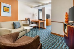 - Fairfield Inn & Suites by Marriott East Peoria - I-74, Exit 95A