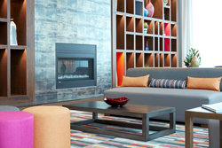  - Holiday Inn & Suites Centreville Montreal