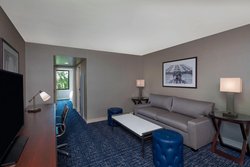  - Sheraton Suites Airport Philadelphia - I-95, Exit 13 & 15