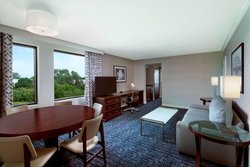  - Sheraton Suites Airport Philadelphia - I-95, Exit 13 & 15