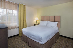  - Candlewood Suites Bowling Green - I-65, Exit 22