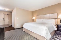  - Candlewood Suites Oakwood Mall Eau Claire