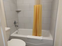  - Red Carpet Inn Fort Lauderdale Airport - I-95, Exit 25