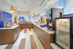  - Holiday Inn Express Longmont