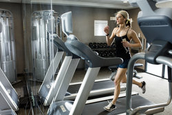  - Holiday Inn Express & Suites Downtown Oklahoma City - I-235, Exits 1D & 1F