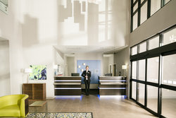  - Holiday Inn Express & Suites Downtown Oklahoma City - I-235, Exits 1D & 1F