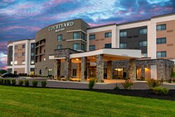  - Courtyard by Marriott Elyria - I-80, Exit 145
