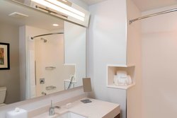  - Courtyard by Marriott Elyria - I-80, Exit 145