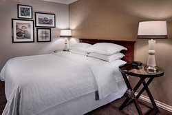  - Sheraton Westport Chalet Hotel Maryland Heights - I-270, Exit 16