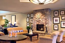  - Sheraton Hotel Petaluma - US 101, Exit 472