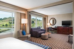 - Sheraton Hotel Petaluma - US 101, Exit 472
